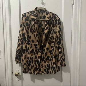 Shein Plus Leopard Print Notch Collar Blazer & Belted Shorts Set